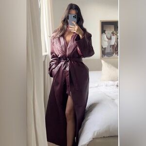 Elegant Women's Satin Robe - Deep Purple